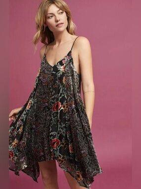 Anthropologie Eri + Ali Velvet Swing Dress